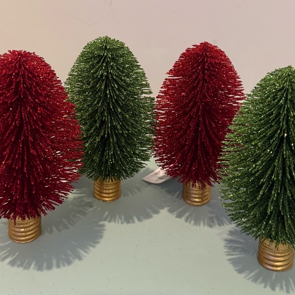 Shimmering Green and Red Trees with Gold Base-3.1x3.1x5.9 in- Set of 4- NWT - Picture 2 of 3